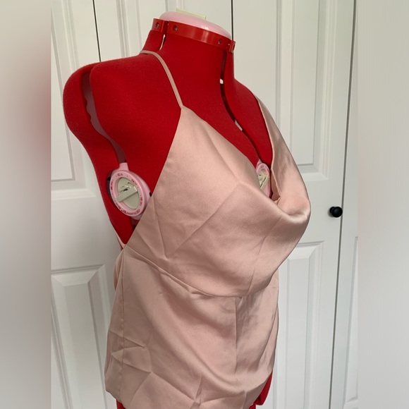 Light pink open back strap top size 8 - Picture 3 of 5